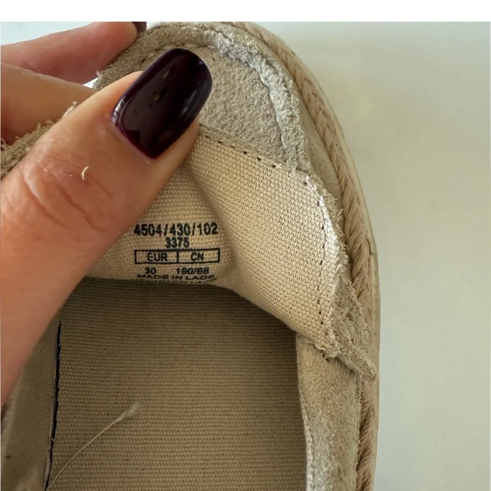 N/A comfortable stylish