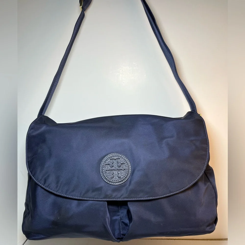 Tory Burch Crossbody Thea Nylon Weekender Carryall Diaper Baby Bag