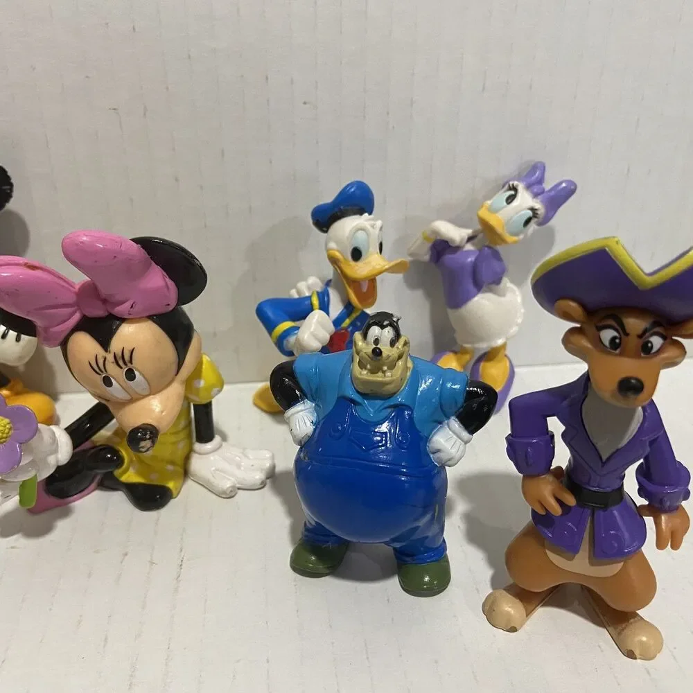 Lot of 9 Mixed Disney PVC Cake Toppers Mickey Minnie Donald Daisy Goofy Pirate