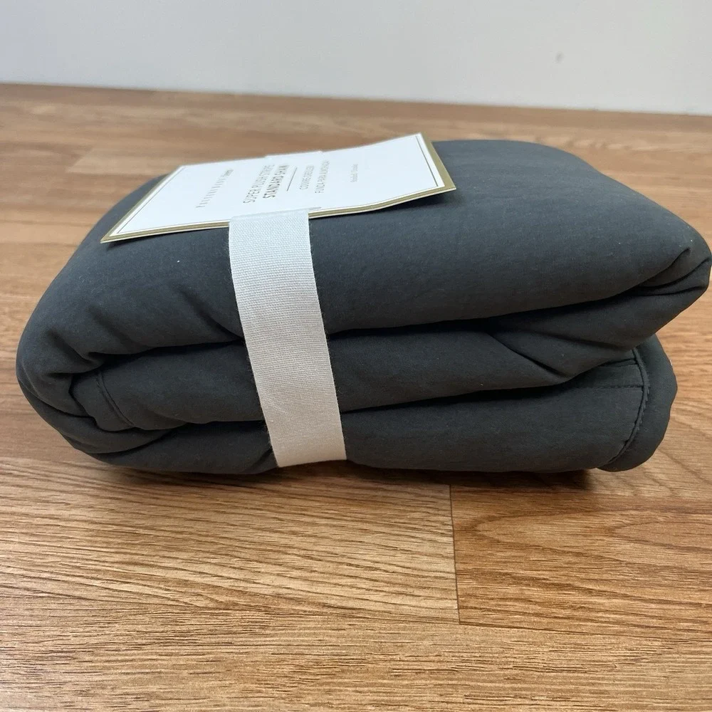 Pottery‎ Barn Teen Super Plush Stripe Standard Pillow Sham in Charcoal NEW