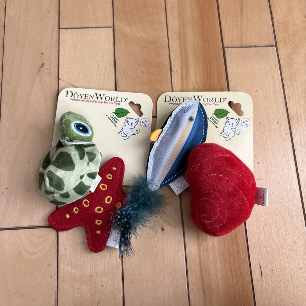 Doyen World Interactive Cat Toy Lot of 2 with Catnip - Turtle Set, Tuna Set NEW