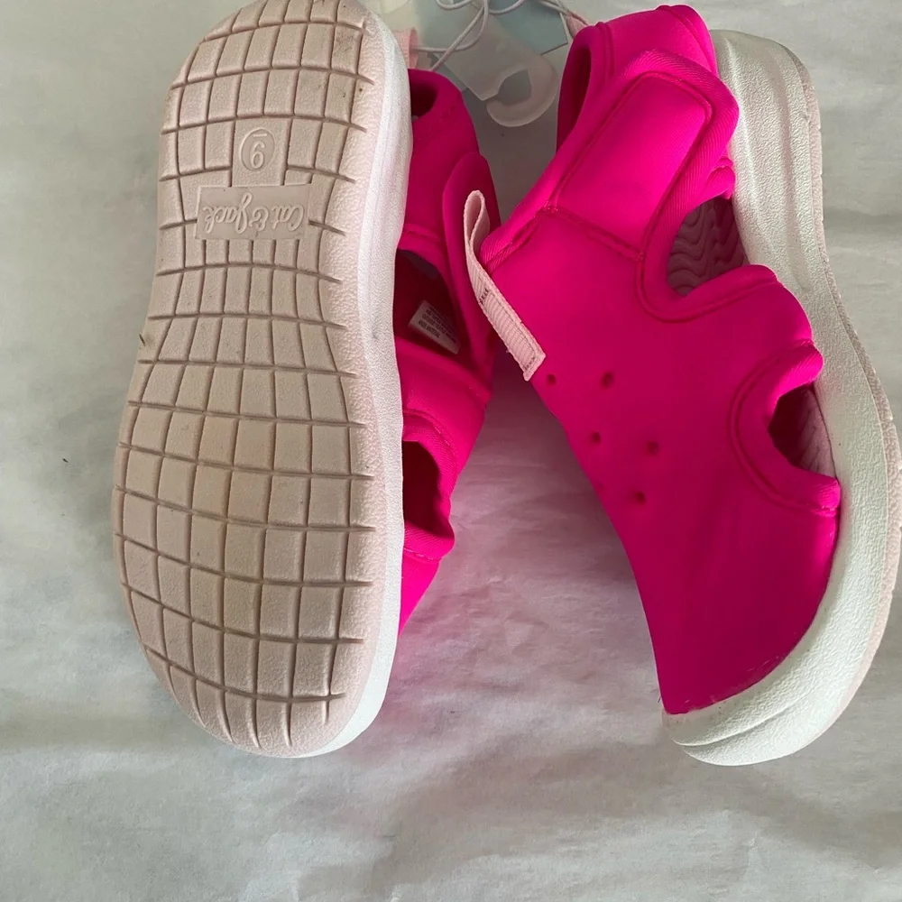 Girl’s True Apparel Water Shoes Adjustable Strap - Cat & Jack Pink Size 9