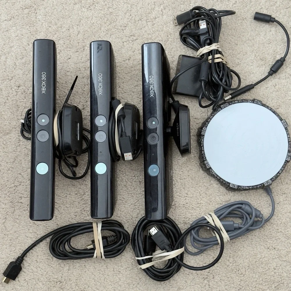 Xbox 360 Kinect Motion Sensors Lot of 3 + Skylanders Swap Force Portal UNTESTED