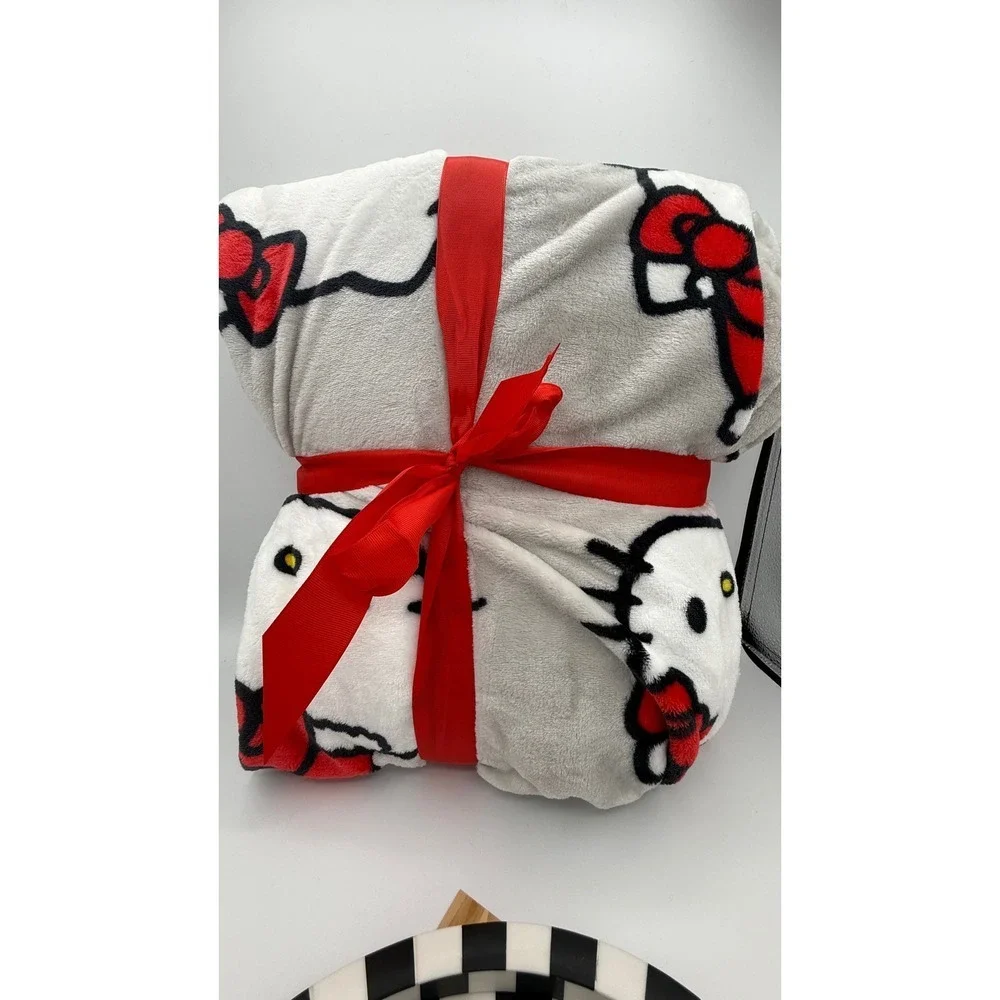 Hello Kitty cozy hello