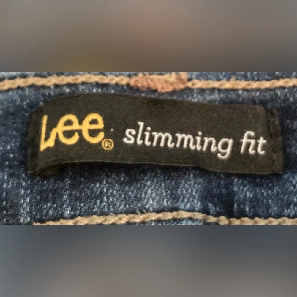Lee stylish comfortable