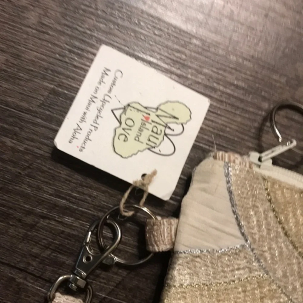 maui island love nwt