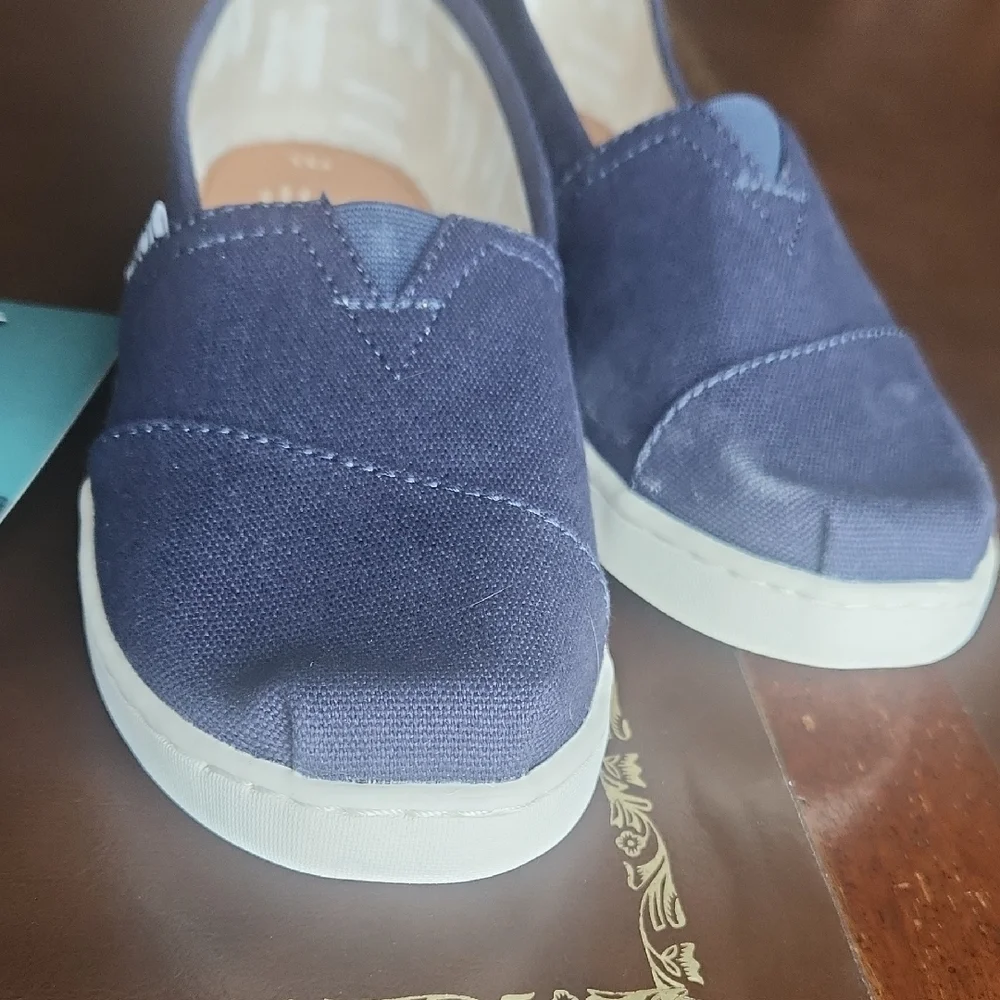 Toms classic slip