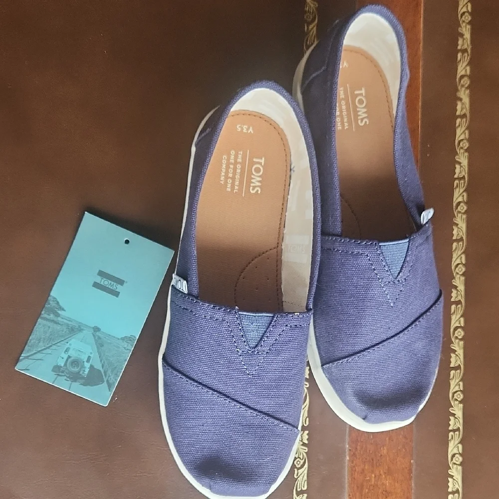 Toms classic slip