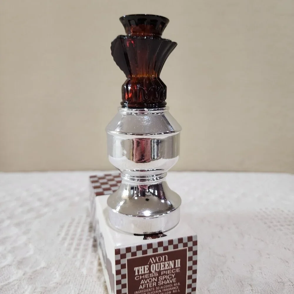 Avon vintage queen
