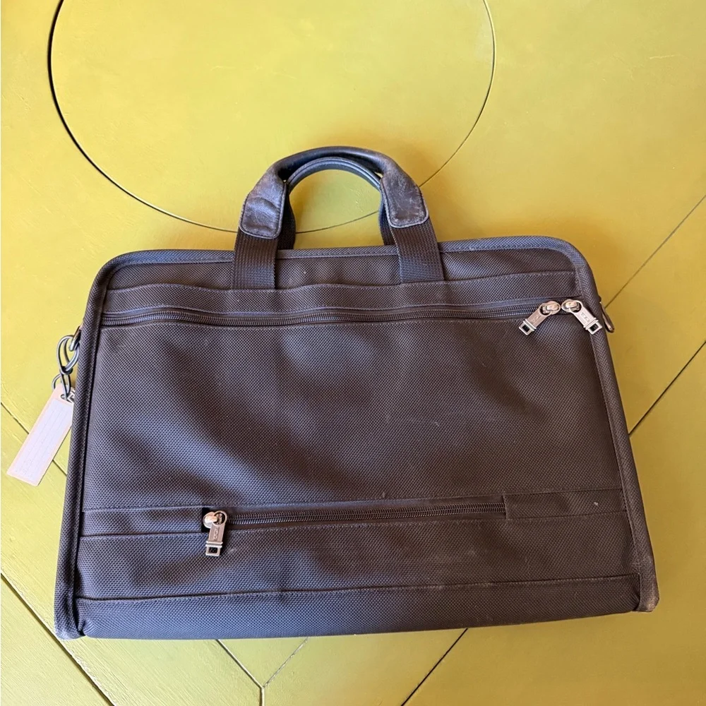 Tumi vintage ballistic