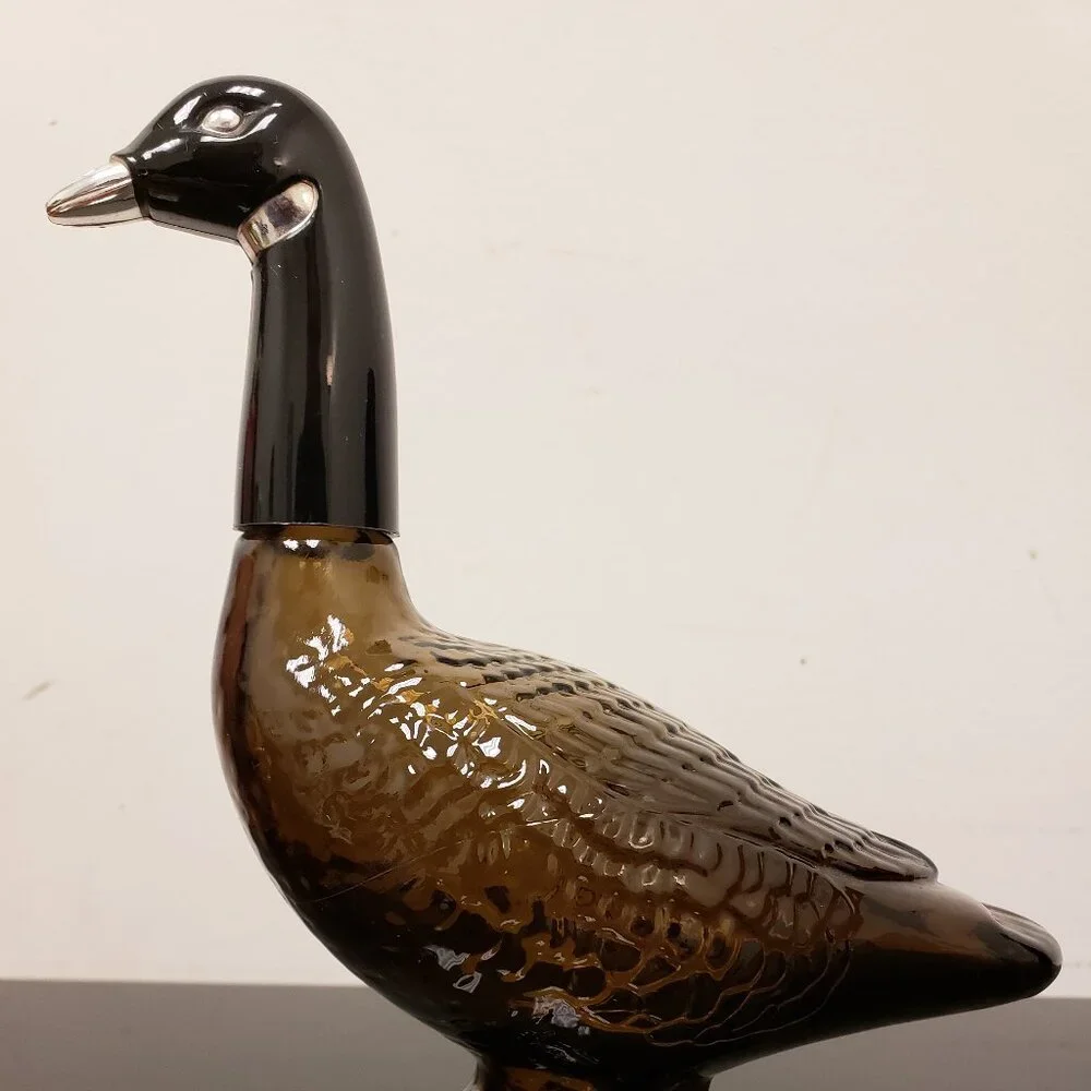 Avon vintage water canadian