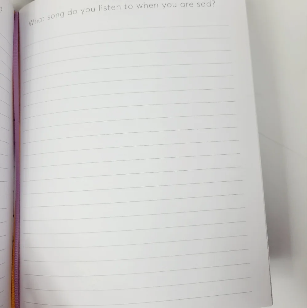 One Question a day Journal nwt Purple