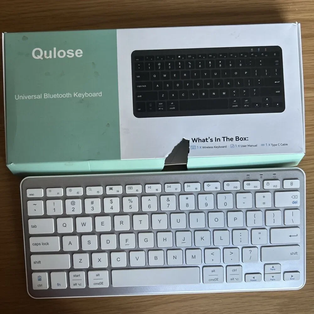 Qulose Bluetooth Ultra-Slim Keyboard for iOS, Windows, Android Rechargeable