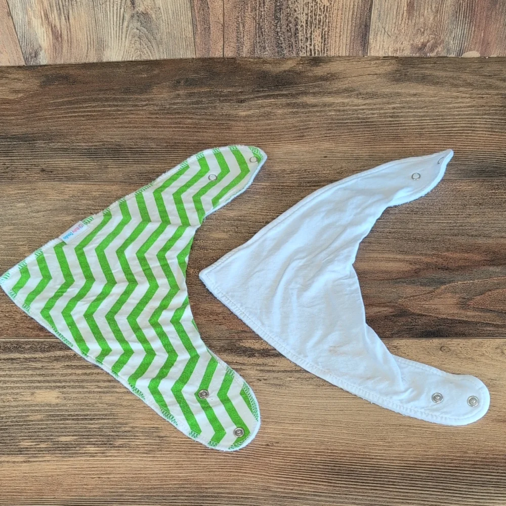 Up Simples & Baby Daulia Chevron Baby Bandana Bibs - Two