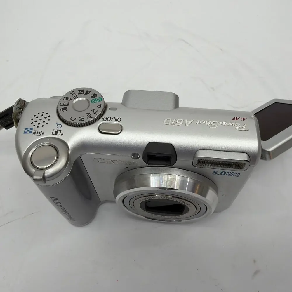 Canon PowerShot A610 PC1146 5.0MP Silver Digital Camera For Parts Repair