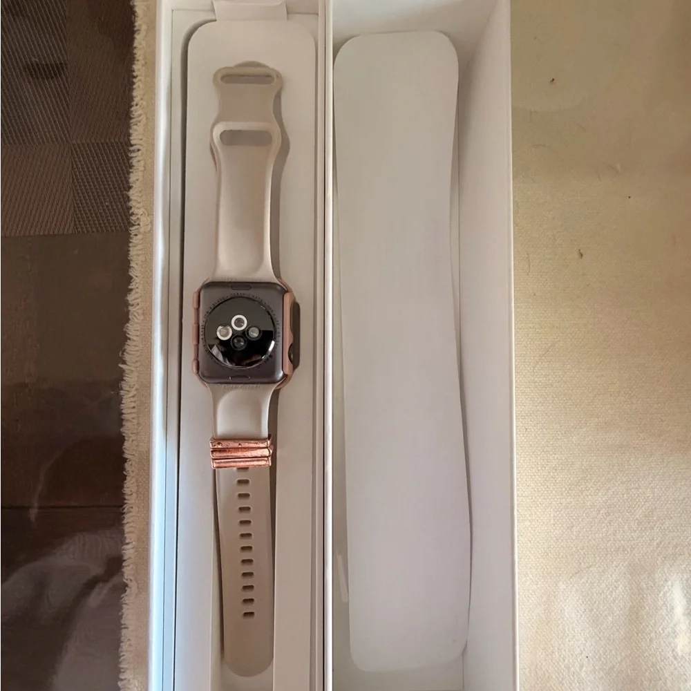Apple rose gold