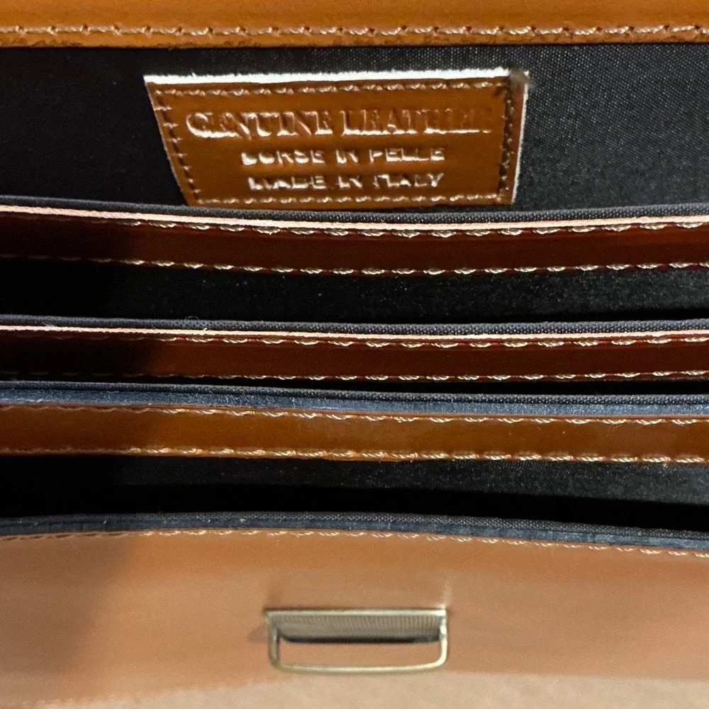N/A sleek tan