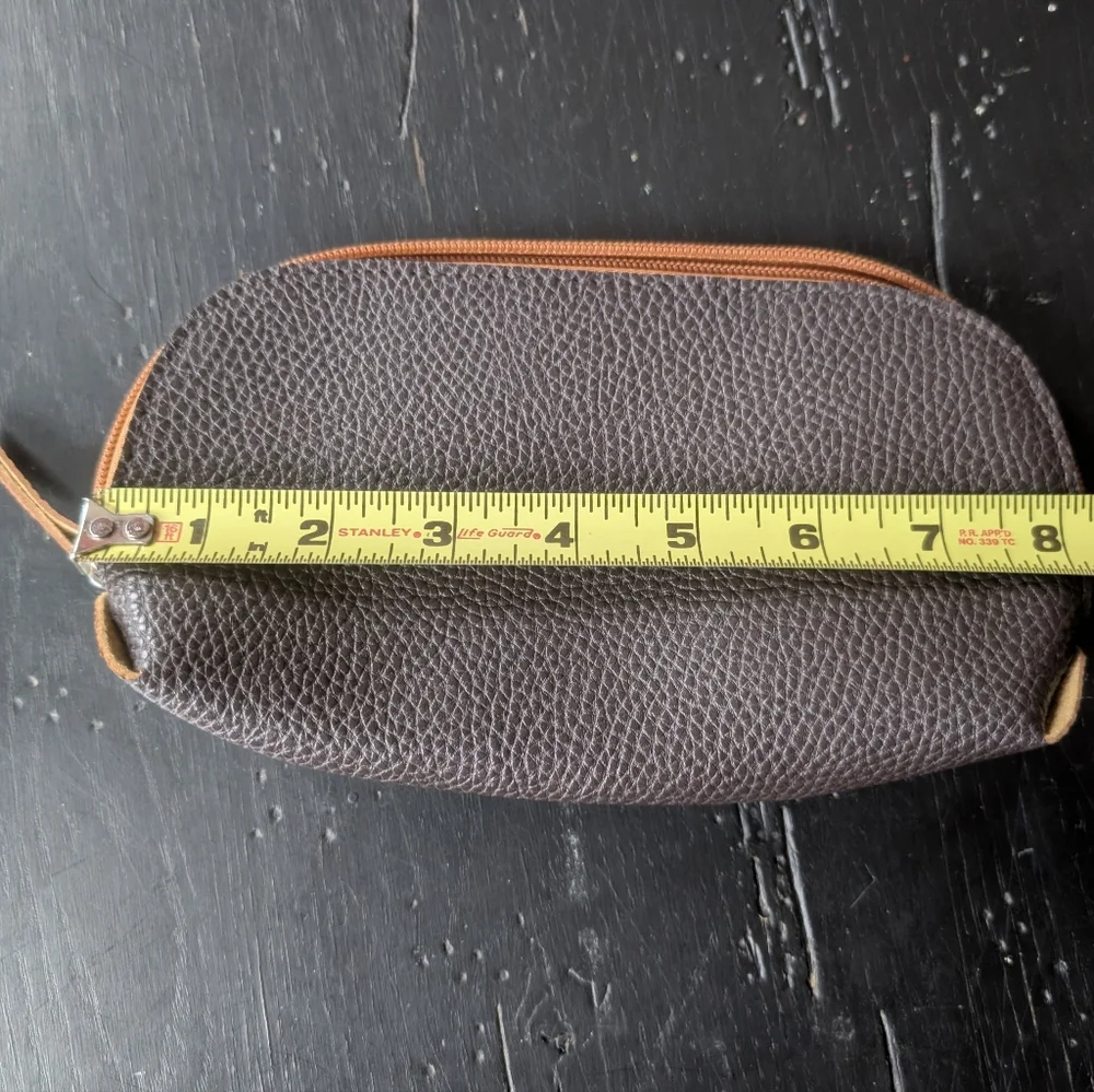 Vintage LUFTHANSA Airline Business Class Brown Zipper Toiletry Case Collectible