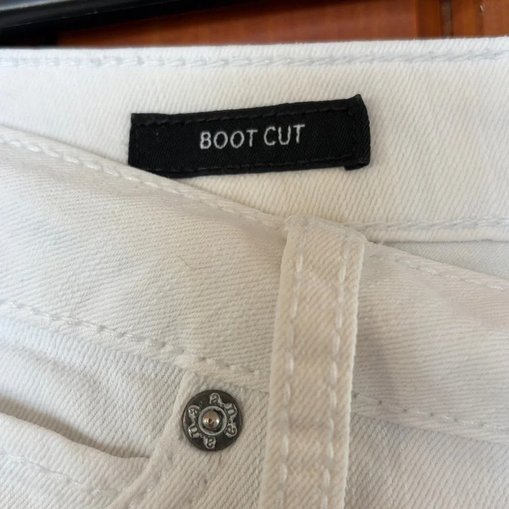 a.n.a Classic White Denim Pants Sz 10. WJ
