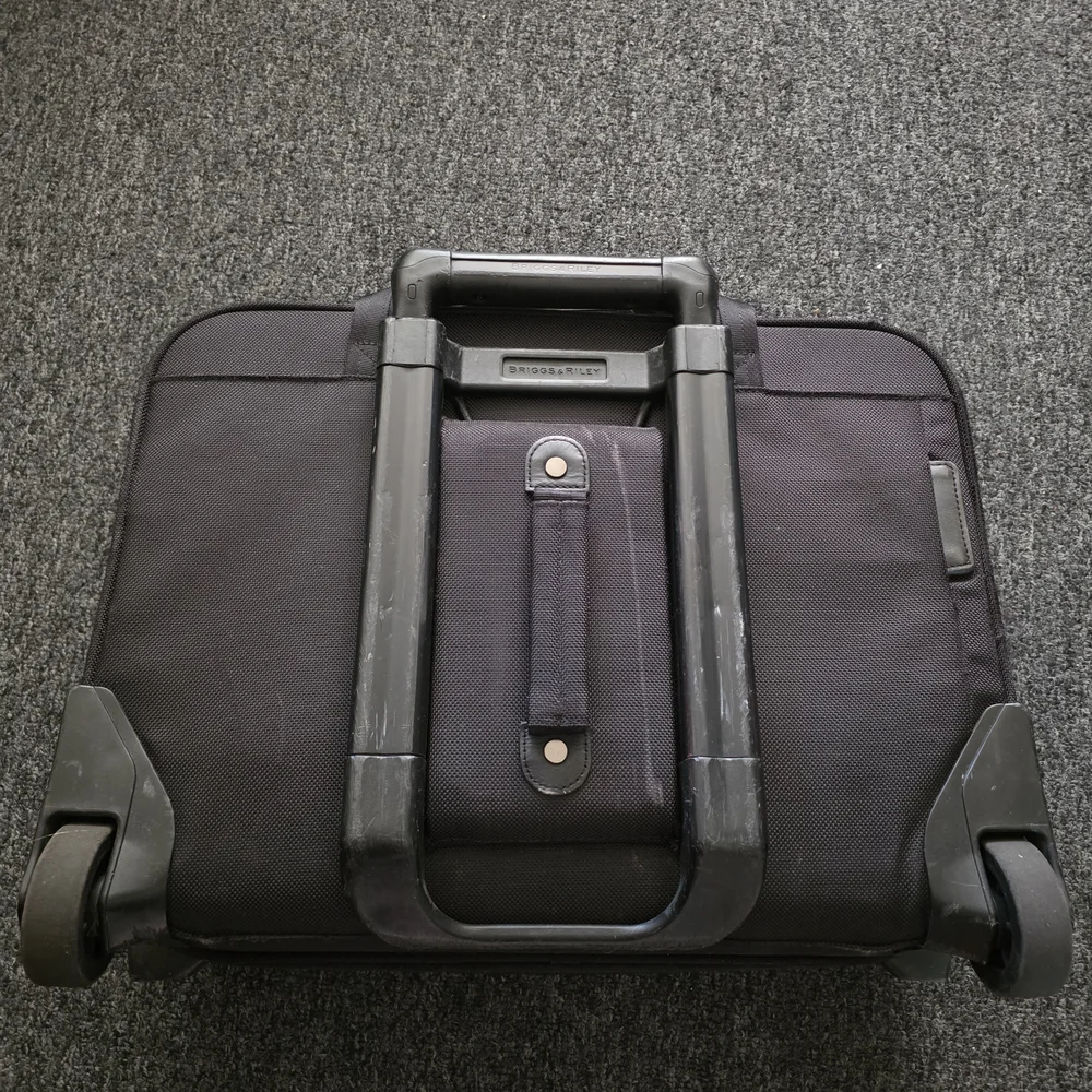 Briggs & Riley stylish durable