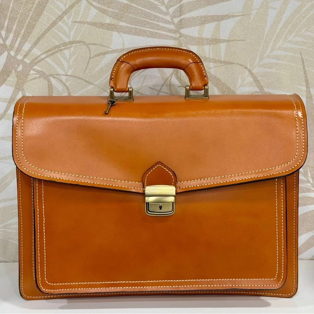 N/A elegant tan