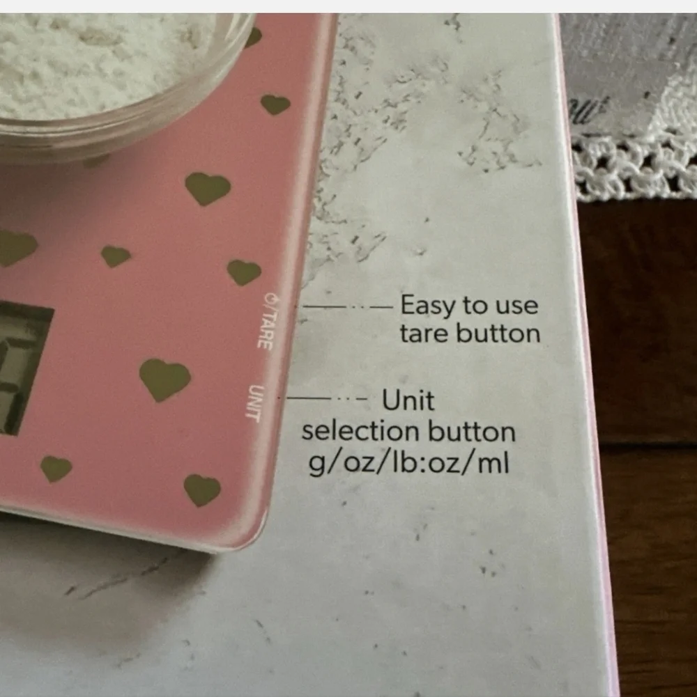 Paris Hilton Pink Heart Digital Glass Scale