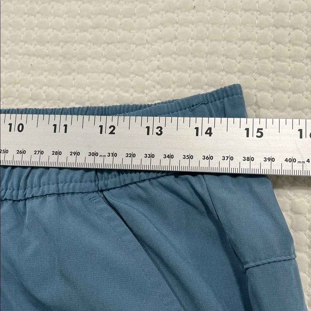 Figs sleek teal