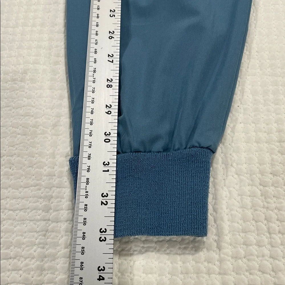 Figs sleek teal