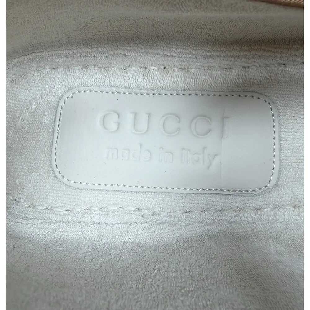 Gucci size 8g