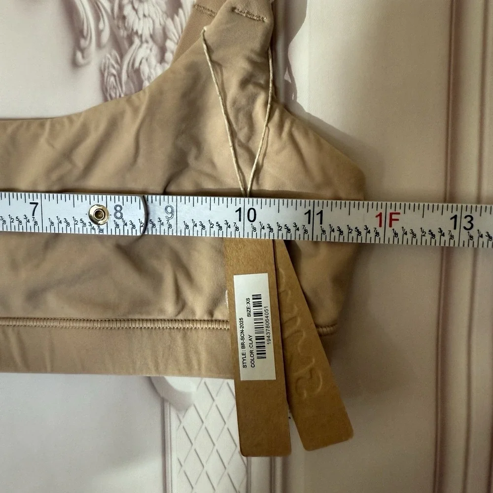 SKIMS Fits Everybody Scoop Neck Bralette Bra In Clay Wireless Size XS NWT