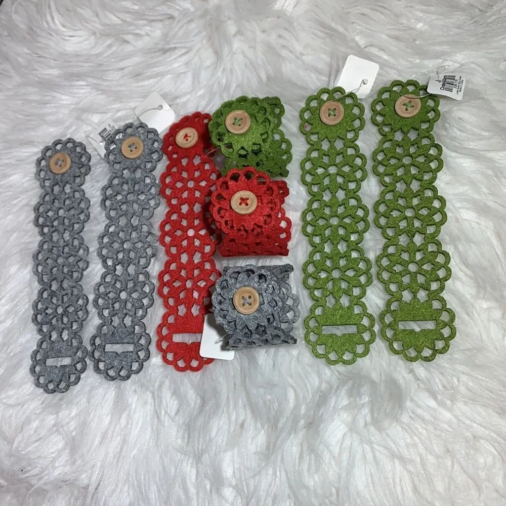 🟢3 for $20 —CRATE & Barrel 8 napkin rings laser cut button closure NWT