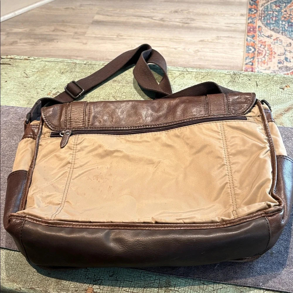 Fossil as gorpcore compartments
