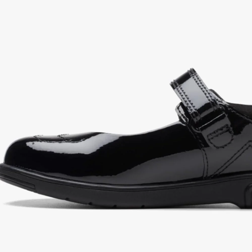 Clarks Girls Jazzy Jig Mary Jane Flat, Black Pat, Kid