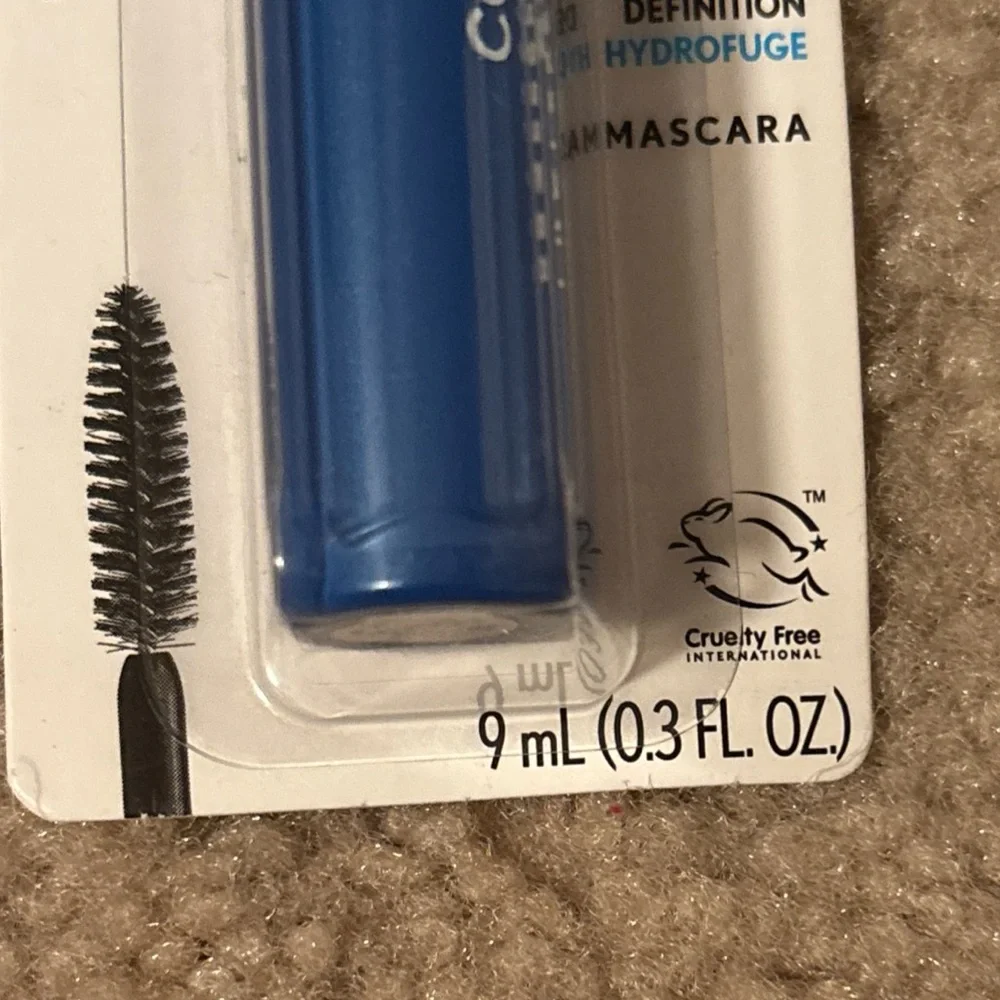 COVERGIRL professional waterproof