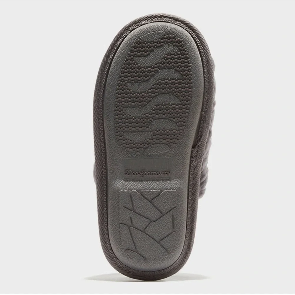 dluxe by dearfoams Kids' Skeleton Peace Sign Slide Slippers - Gray 11-12