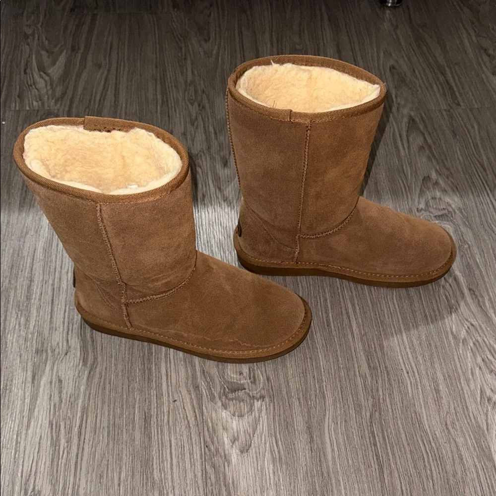 chestnut suede