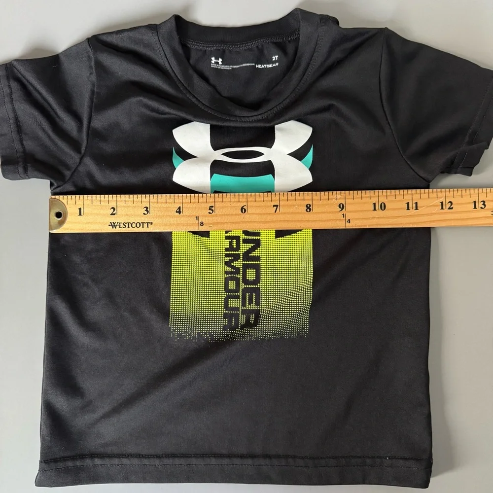 💜3/$15 Under Armour Toddler's Black Short Sleeve Graphic Tee - Size 2T