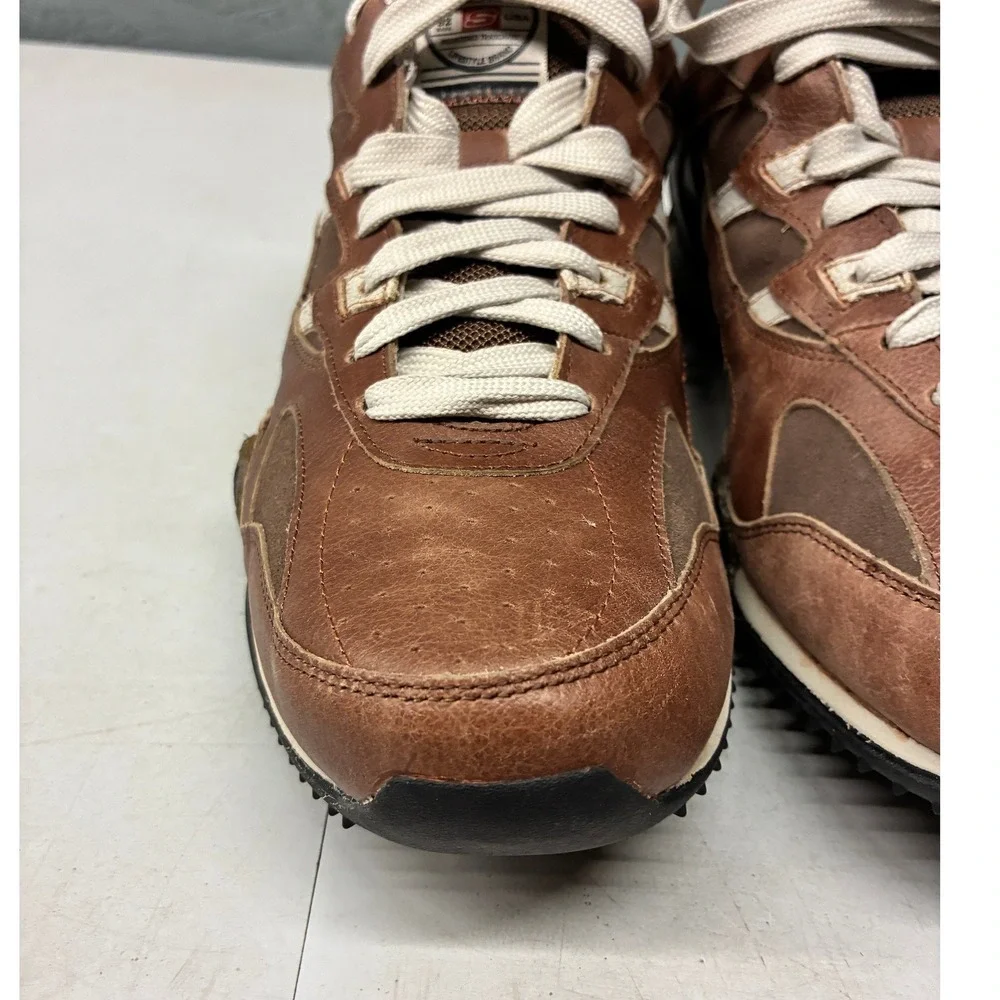 Skechers brand style