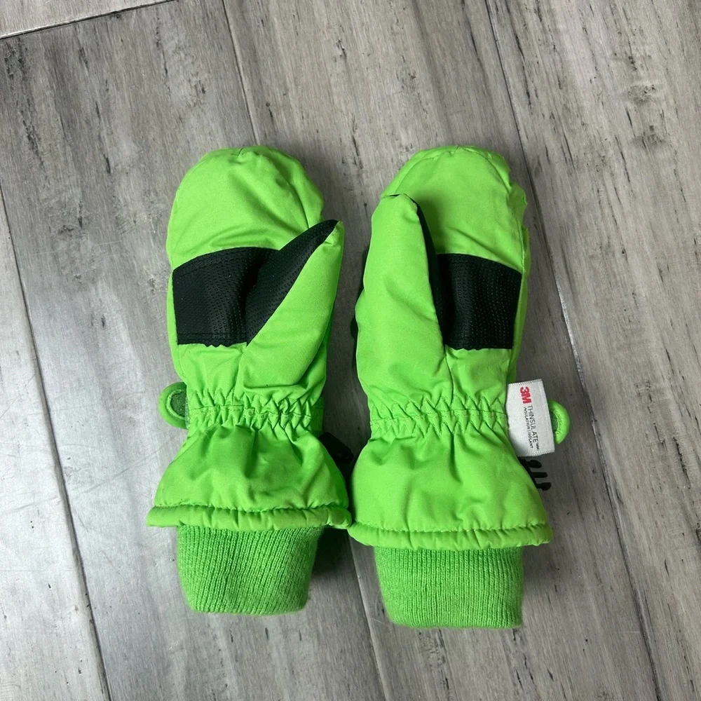 3M Thinsulate Bright Green Kids Mittens