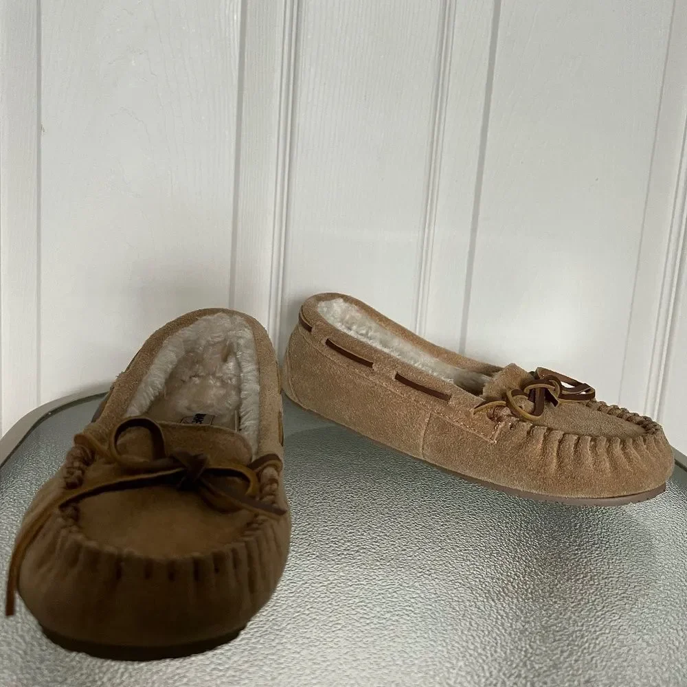 Minnetonka suede faux