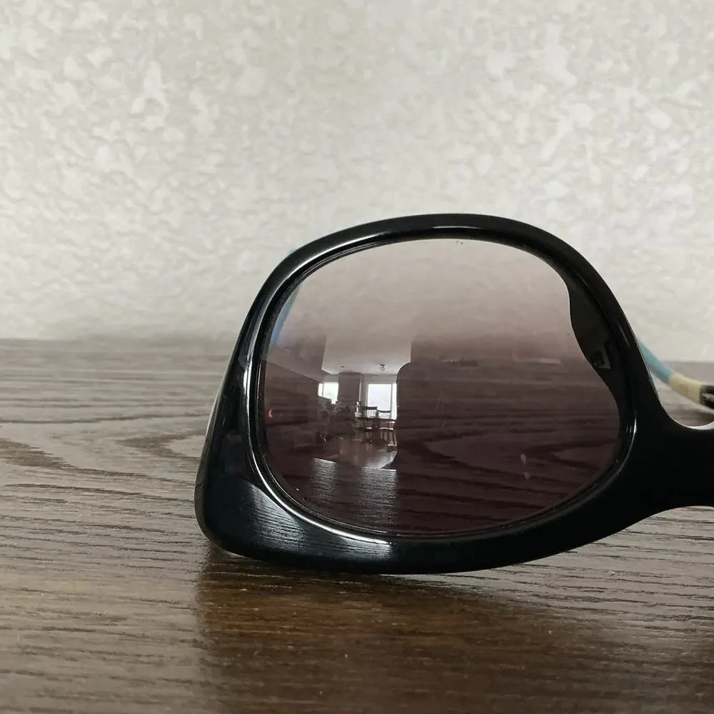 Toms non polarized
