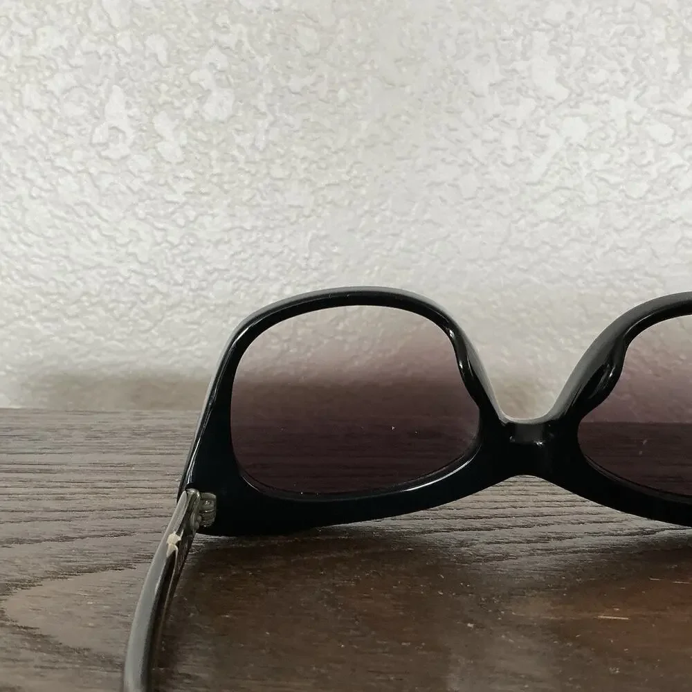 Toms non polarized