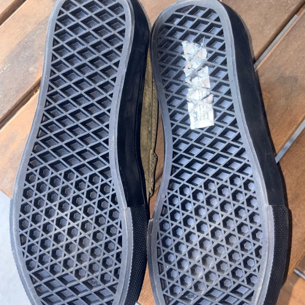 Vans Men’s SkateStyle 53x Beatrice Domond Slip-On Loafers with Gold Accent