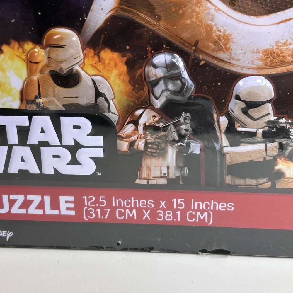 Star Wars The Force Awakens 1000 Piece Puzzle Captain Phasma Collector Tin New