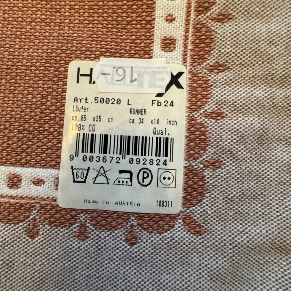 N/A visible wide or