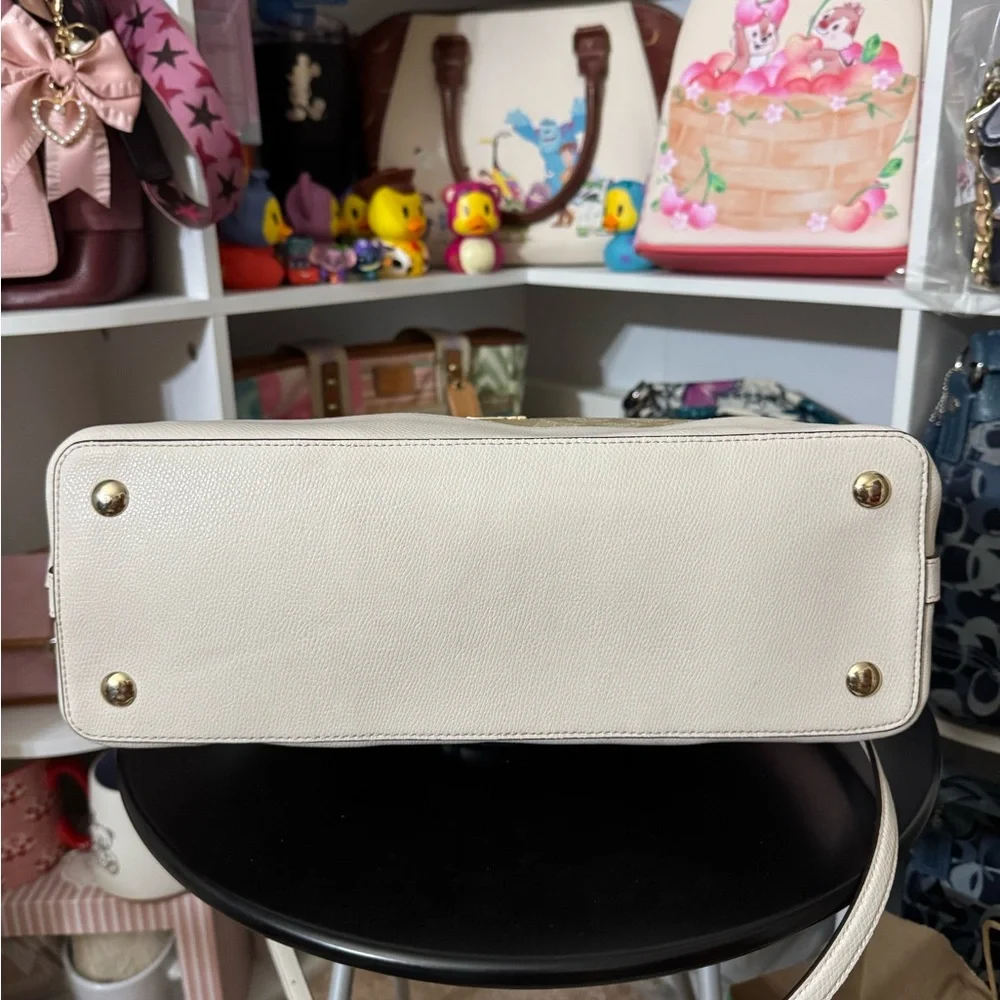 Coach chic satchel