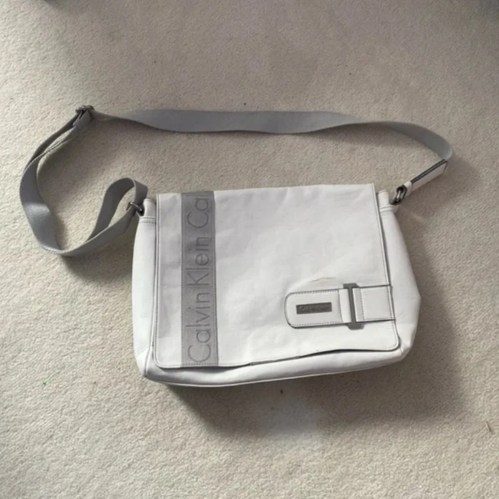 Calvin Klein White Crossbody Messenger Bag