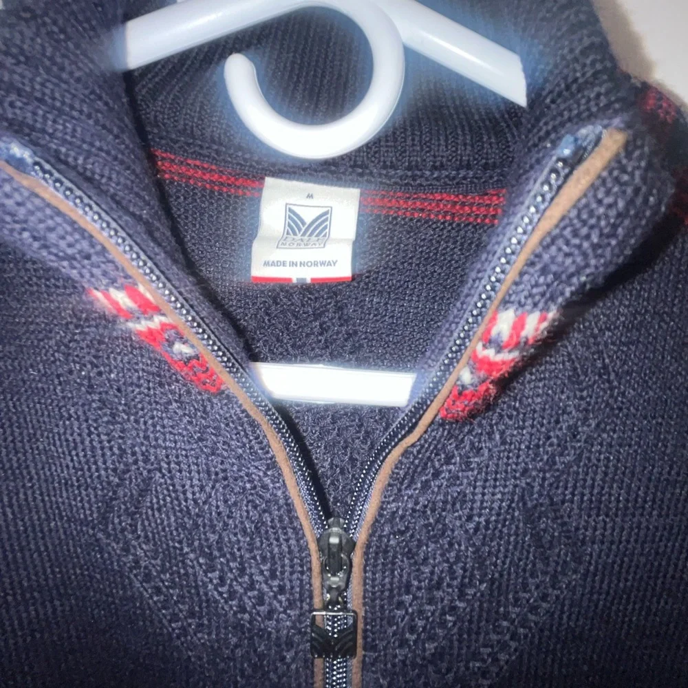 Dale of Norway navy zip