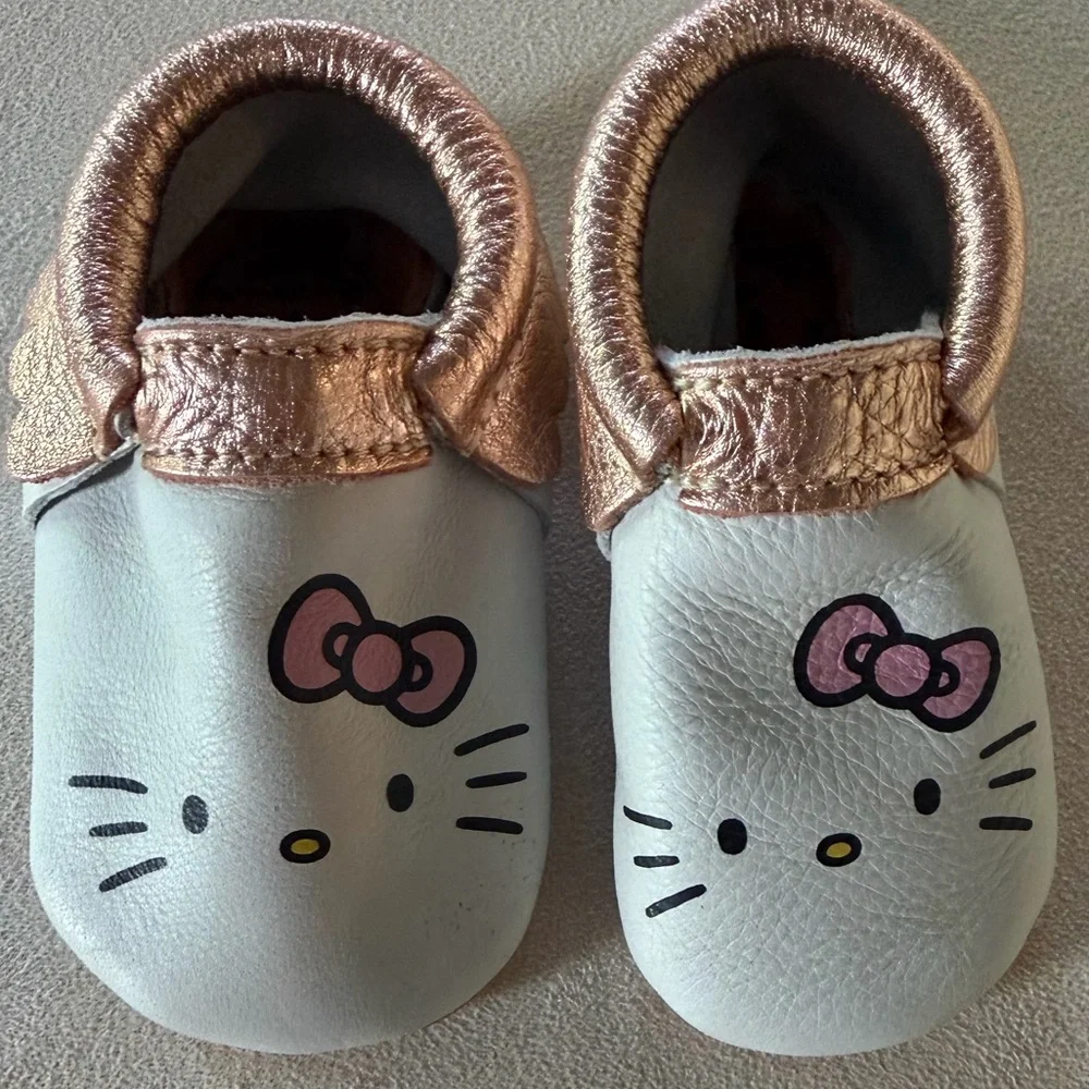 Freshly Picked Hello Kitty Shoes Size 4