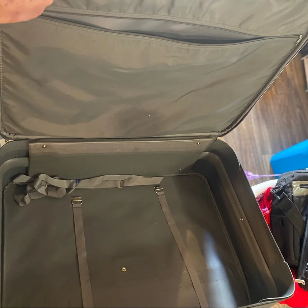 Samsonite Dual Pocket Black and Tan Briefcase